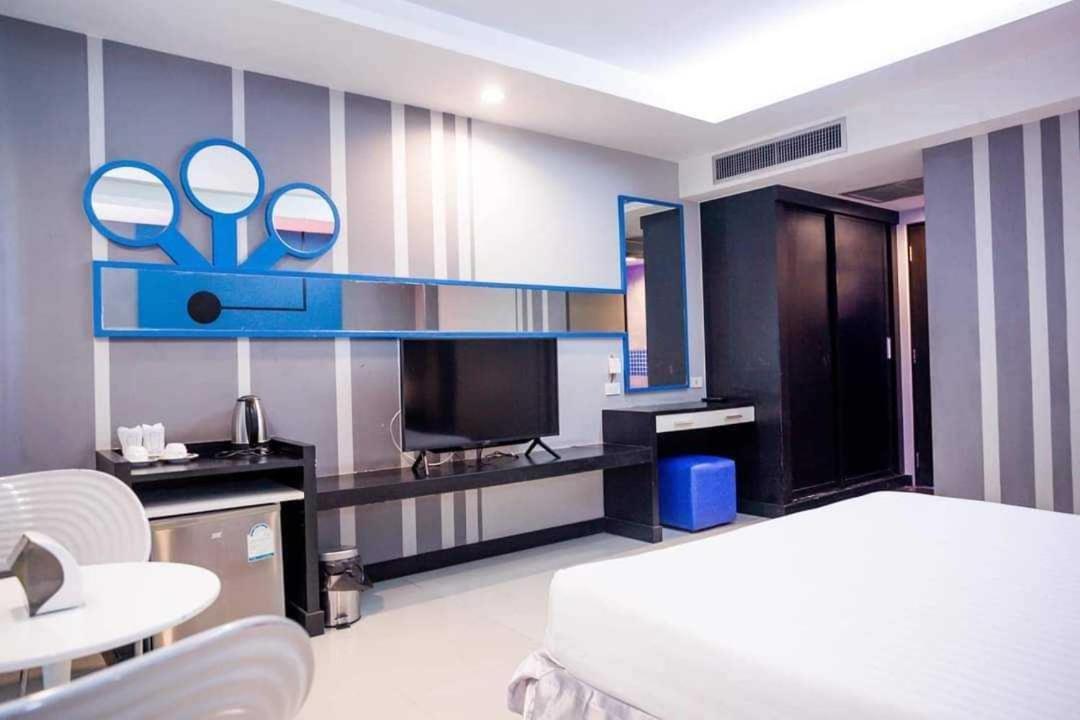 Capital O 75514 Vasidtee City Hotel Suphan Buri Exterior photo
