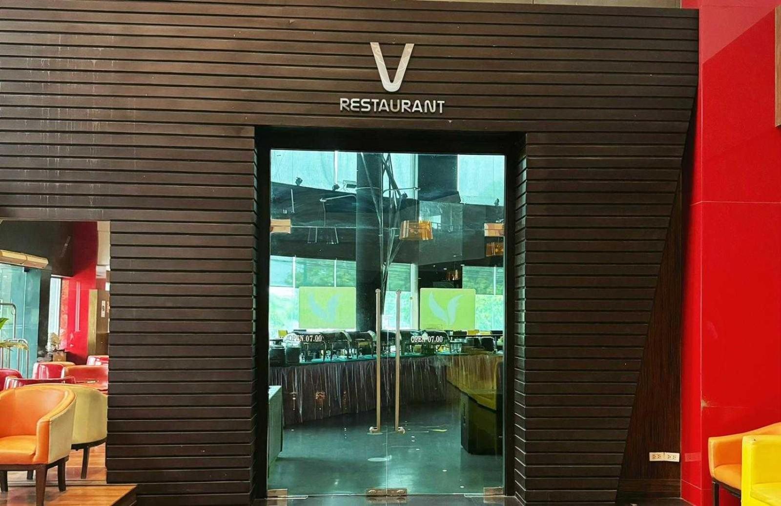 Capital O 75514 Vasidtee City Hotel Suphan Buri Exterior photo