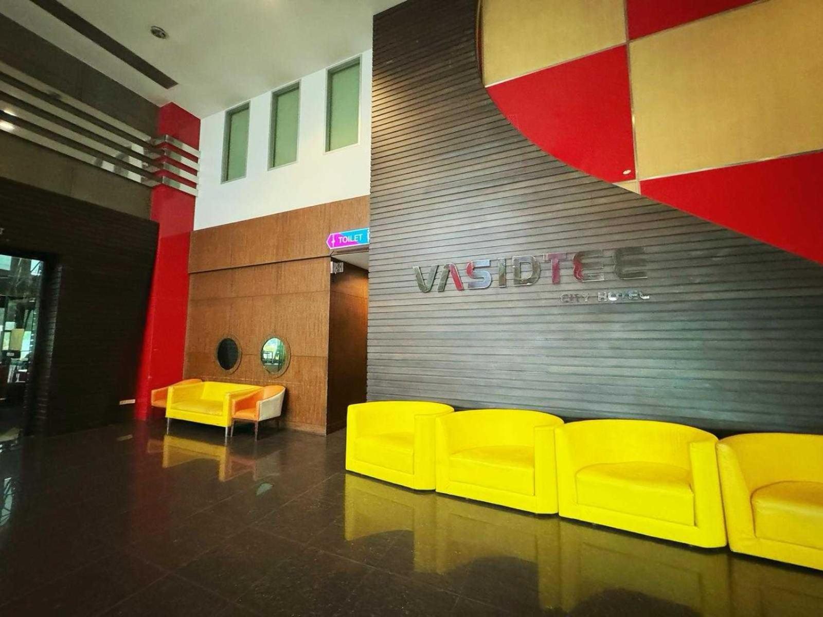 Capital O 75514 Vasidtee City Hotel Suphan Buri Exterior photo
