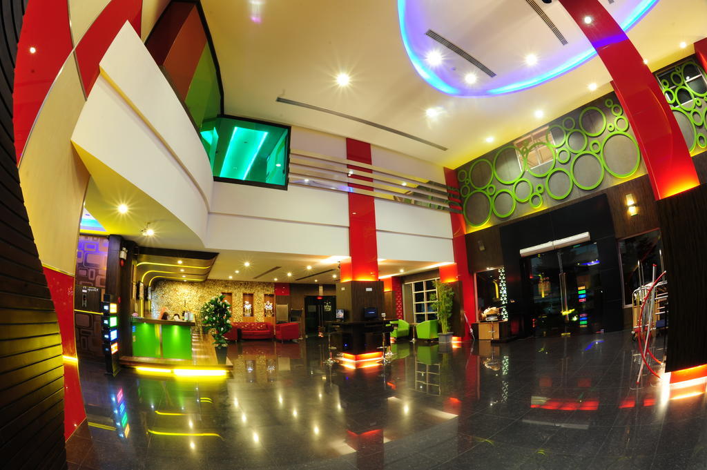 Capital O 75514 Vasidtee City Hotel Suphan Buri Exterior photo